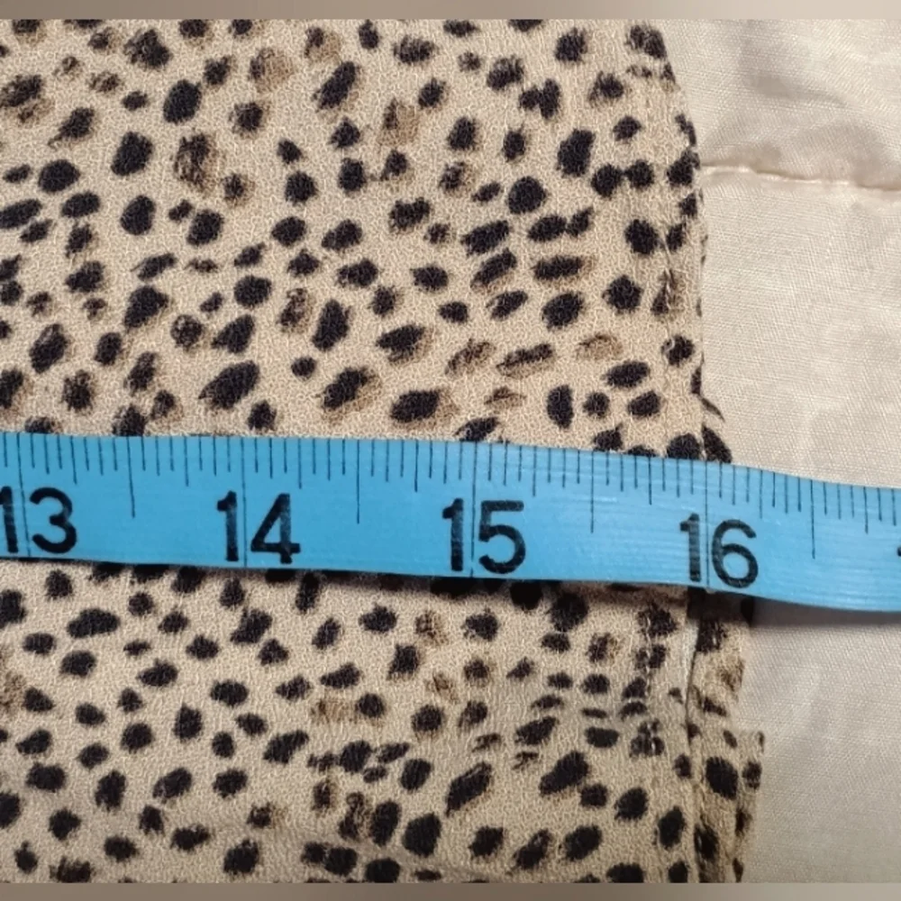 Abercrombie & Fitch Cheetah print skirt Size: Small - Picture 6 of 6